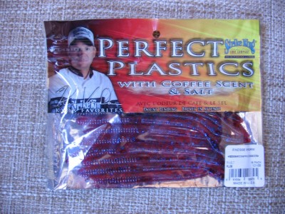 Strike King Perfect Plastic KVD Finesse Worm 5''. Съедобка. Эксклюзивный вкус кофе.Очень соленая.15 шт.<br />Цена-5,50 лс.