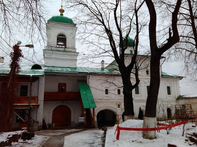Храм Мирожского Монастыря. <br />В своё время- самый богатый монастырь Пскова.